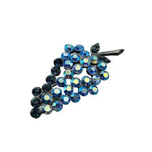 Vintage Grape Brooch Blue Aurora Borealis Antiqued Silver Tone Fruit Jewelry